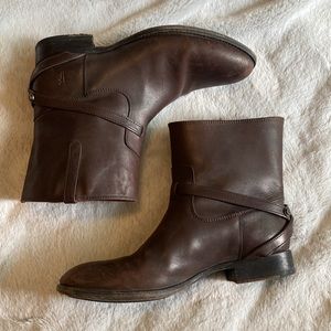 Frye Lindsay Plate Short Ankle Leather Boots